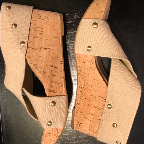 Lucky Brand Wedge Sandals New  Size 10M - Picture 2 of 4